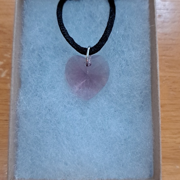 Morning Iris Crystal Heart Necklace - Picture 2 of 6